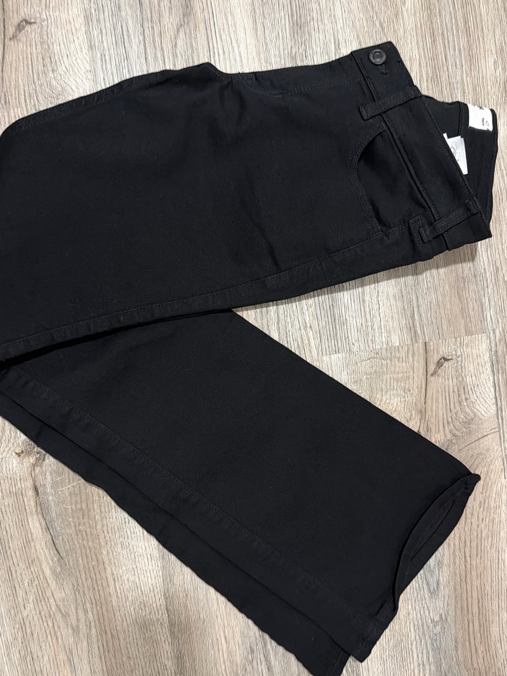 NWOT Hollister flared back jeans